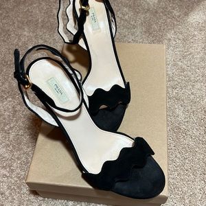 38 PRADA Black Suede Open Toe Heels